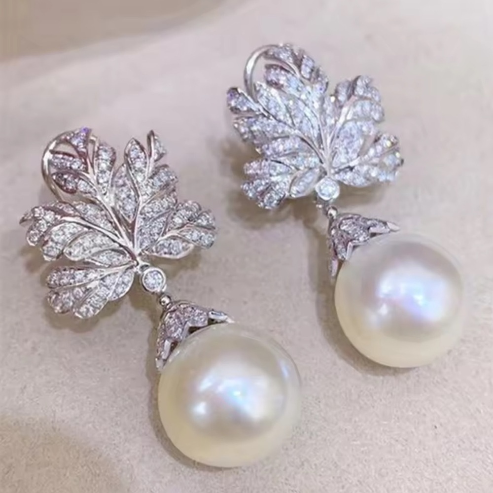 Couture Leaf Diamond Pearl Earrings